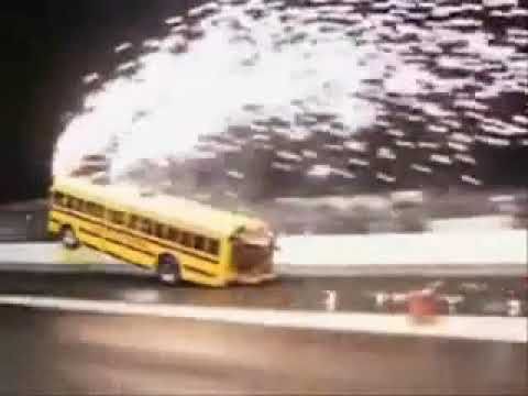 бешенный автобус. бешенный автобус. водитель маршрутки. бешеный пермский автобус. бешеная маршрутка.