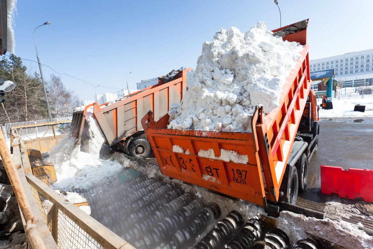MOSVODOKANAL's tweet photo. ⛄ ТАЙНАЯ ЖИЗНЬ СУГРОБОВ

🚜 Что происходит со снегом после того, как его увозят с улиц Москвы - подробно рассказали корреспонденты телеканала НТВ в видеосюжете.
https://t.co/ldntFPCoJQ

#Мосводоканал #снегосплав #снегосплавныйпункт #ССП #снег #сточныеводы #очистныесооружения https://t.co/SnlnOVXv7E