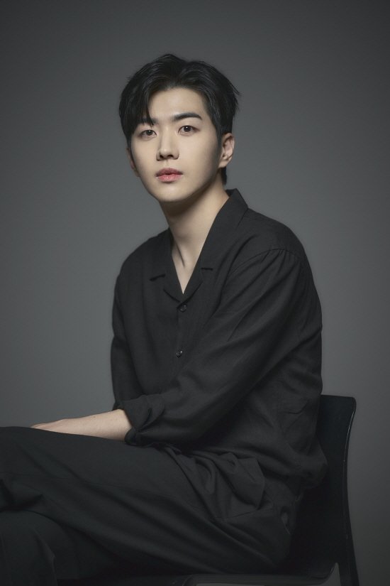 кан хун фото. хван согён «привычный мир». кан хун. ким щи-а. кан хун.