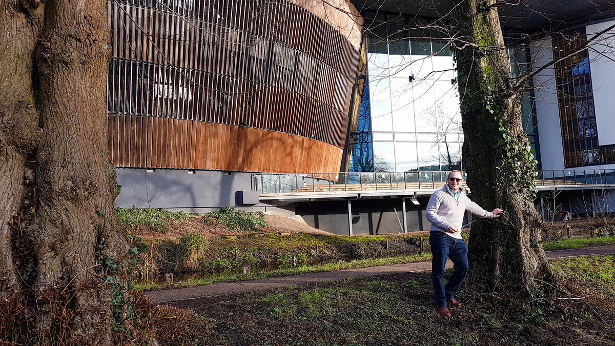 Conductor Neil Brownless' appointments include Abingdon Concert Band and Wantage Concert Brass. He also graduated, with distinction, from the master’s degree in band conducting at the Royal Welsh College of Music and Drama. 

Rob Tompkins finds out more: joom.ag/ZGxI