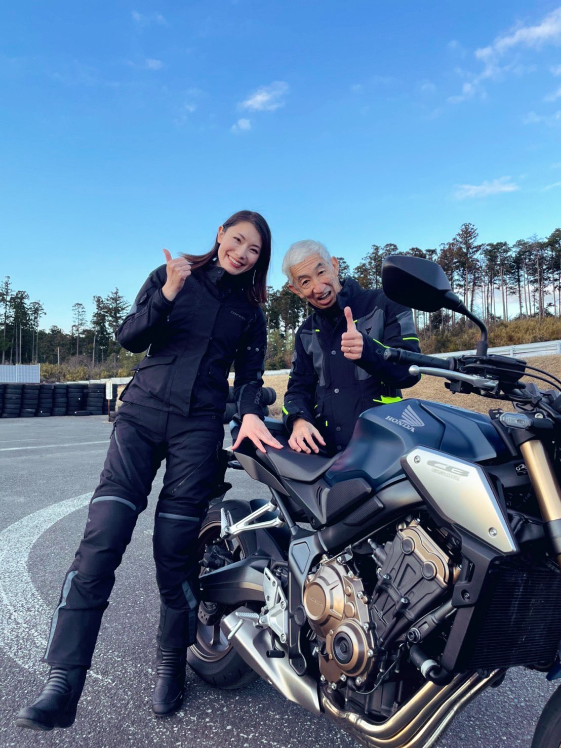 تويتر 平山ことみ F750gs على تويتر 今年も Ride Hi Ridelecture Bikegathering 応援ありがとうございました 来年も安全 安心 楽しく一緒にバイクテクニック磨いていきましょう 来年は更にパワーアップしてお届けしたいと思いますので引き続き応援