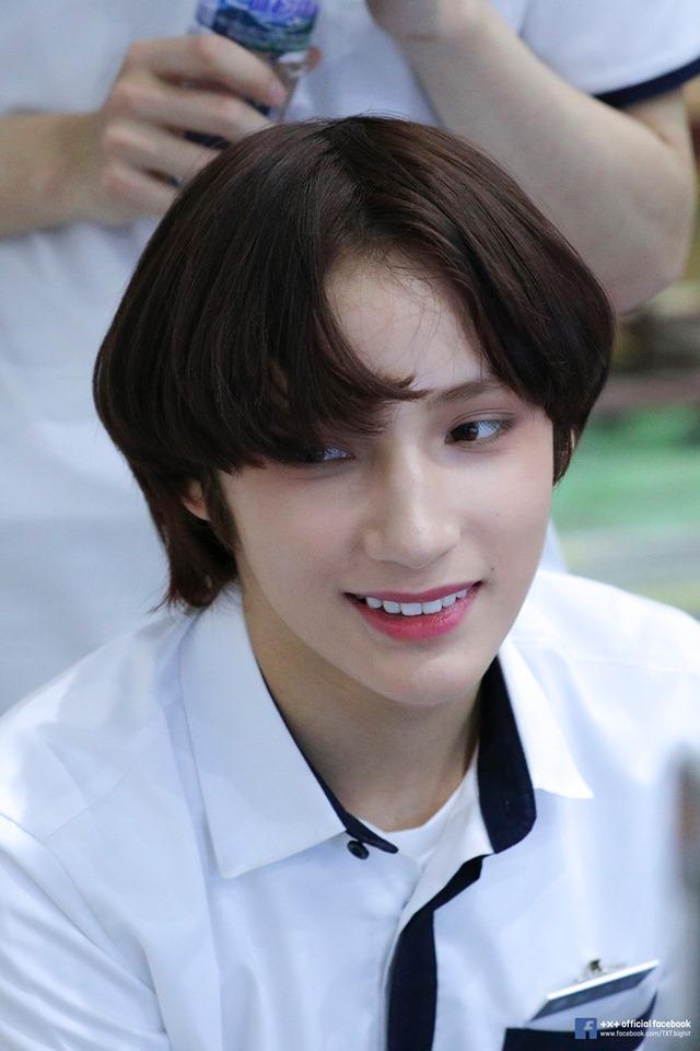 txt_offcl's tweet photo. ⠀  ⠀  ★⠀  ⠀  '⠀  ⠀  𝗧𝗫𝗧⠀  ⠀  _⠀  ⠀  𝐝𝐫𝐞𝐚𝐦⠀  ⠀  📼⠀  ⠀  chapter⠀  ⠀  *⠀  ⠀  ⟬⠀   MΛGIC⠀    ⠀𔖴⠀    concept⠀  ⠀  ≽⠀  ⠀  traıler⠀ ⠀  ゔ⠀  ⠀  𝐬𝐤𝐞𝐭𝐜𝐡⠀ ! https://t.co/d8y3awsg8s
