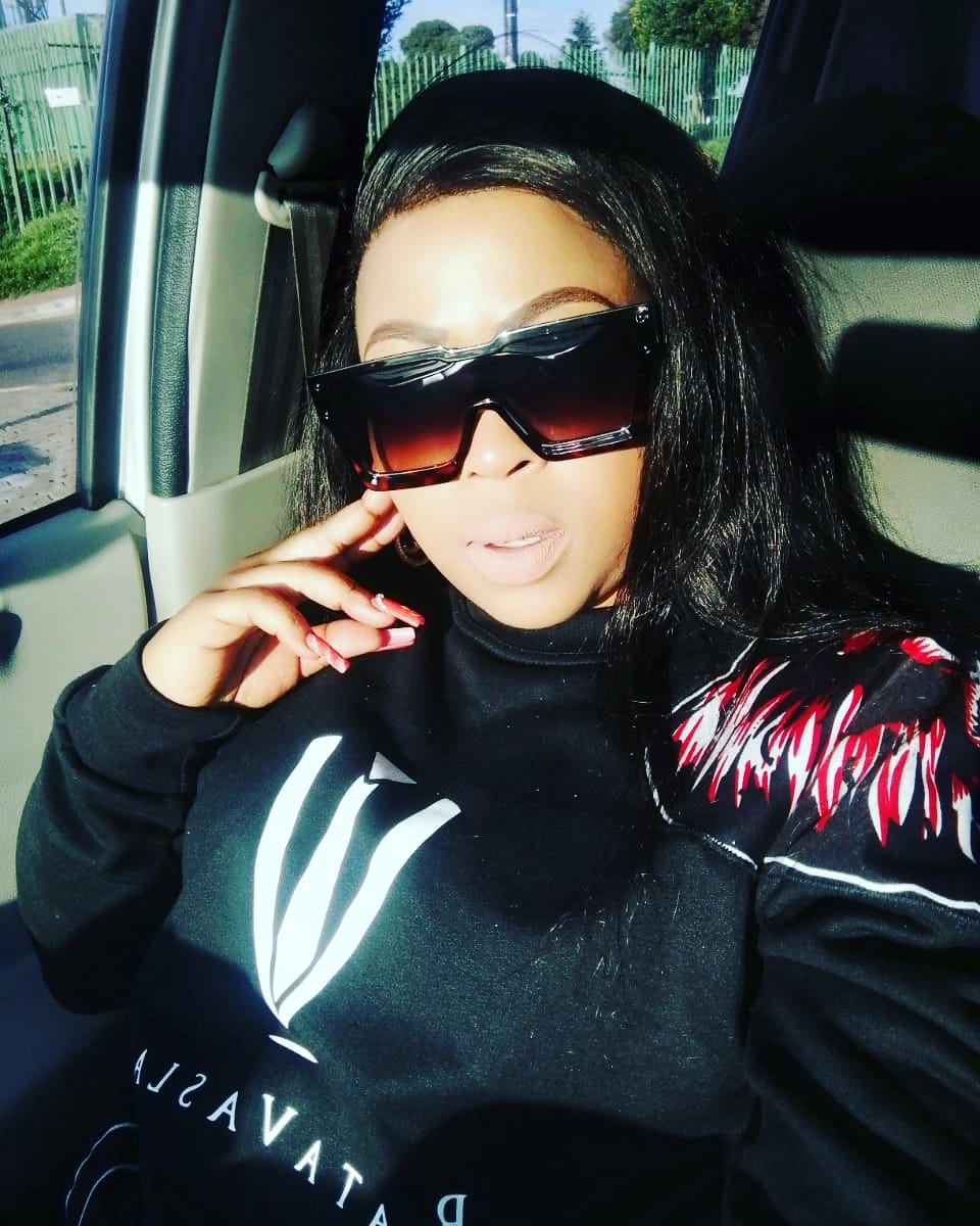 QueenLadyT12's tweet photo. You may not be in control of many things but one thing that's always in your control is what is going on in your head. Remember success starts first in your head.
Blessed week y'all
From #QueenLadyT ππ»#FancyQueen
#SMMD2022
#singlemumsmzansidivas
@singlemummzansi https://t.co/OyXX4QEFf0