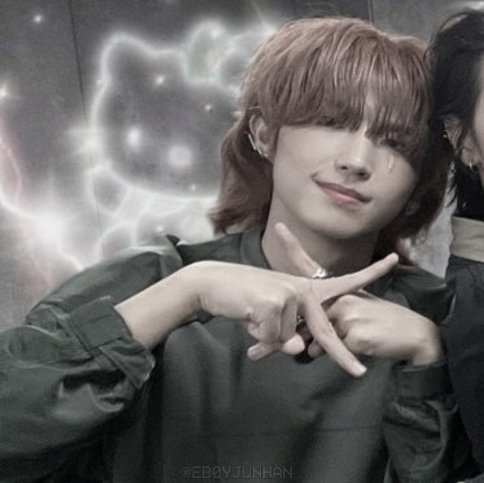 ✖
#JunHan #준한 #형준한 #XdinaryHeroes