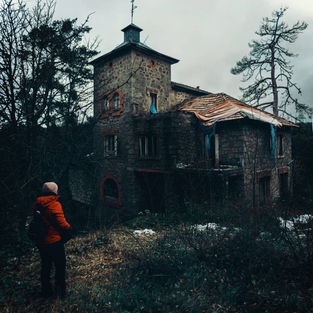 DivisionEnigma's tweet photo. Tras muchos años pudimos regresar al lugar que marcó un antes y un después en nuestras vidas... Pronto comenzaremos la edición de esta investigación... Mientras tanto podéis ver nuestras investigaciones anteriores de esta séptima temporada.
https://t.co/1lgJsVo4QN https://t.co/F3X5cQ06Y2