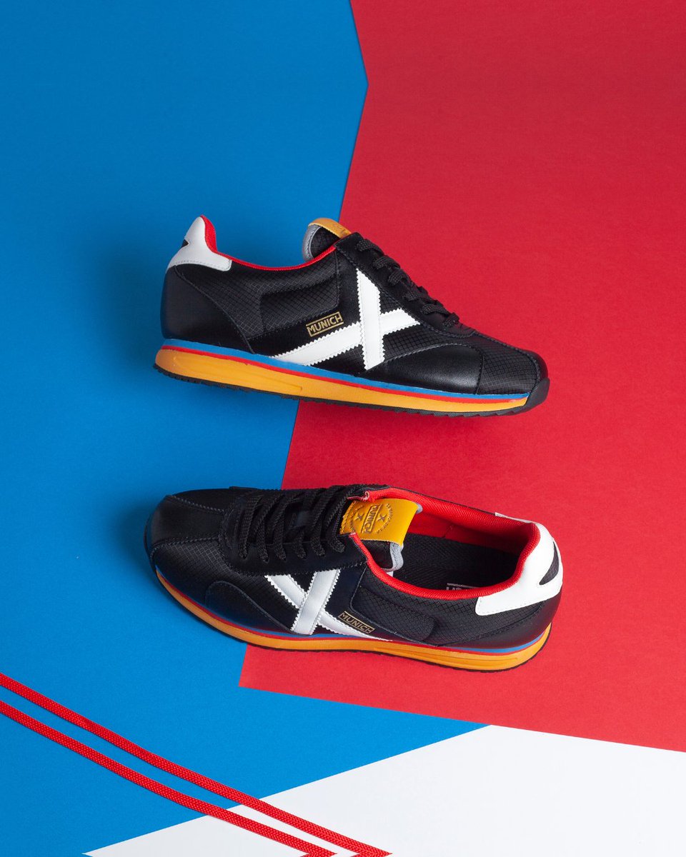 munichsports's tweet photo. S A P P O R O ✖️ Classy makes the diference.
#MunichSports #munichMODA #SAPPORO #fw21 https://t.co/OvjfpVyz2C