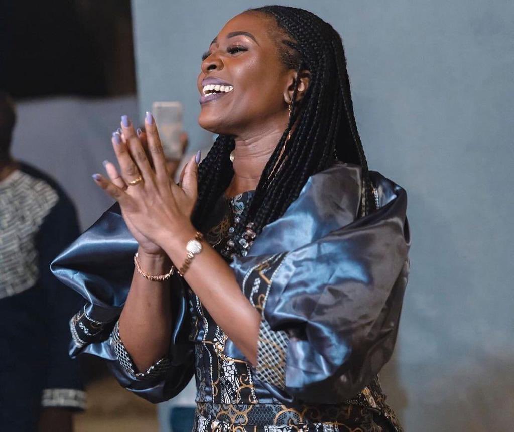 OneMagazine__'s tweet photo. Quelques images du concert de @DenaMwanaMusic le 25 décembre dernier à Douala
📸: @Xtincell
#OneMag https://t.co/puBIIx9Xox