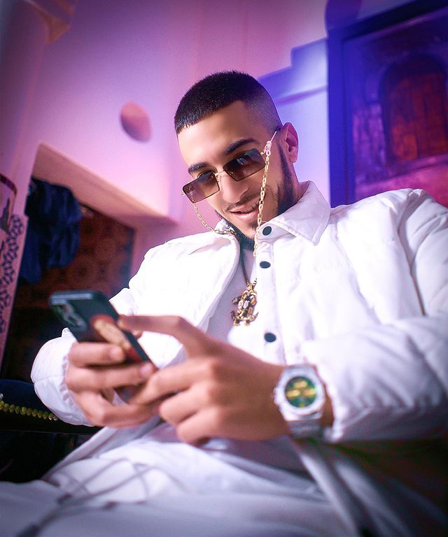 HITRADIOMA's tweet photo. L’jadid 9rib 🎶🔜
Mocci #Khalini https://t.co/8whdPfaoC3