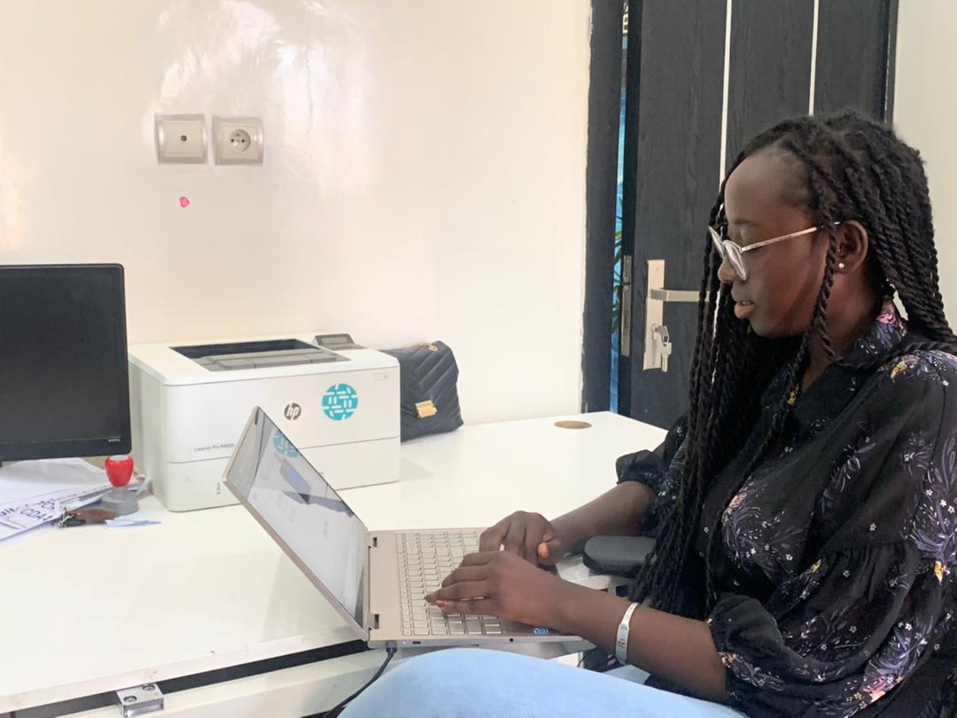 clusterdafrica's tweet photo. C'est la dernière semaine de l'année 🥳
La team @UVM_UPPKINGUI vous souhaite bon début de semaine et bonne fin d'année 2021
#enseignement #formation #elearnig #certification #uvm #kingui @AmadouDiawaraMl https://t.co/evvOzvIzc9