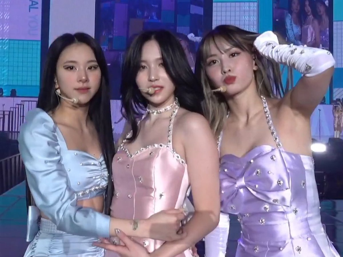 stanmochaeng's tweet photo. My girls 🥺🥲💕❤️💖💓 https://t.co/CmTD9yFHlq