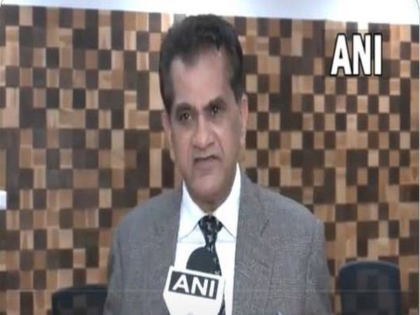 ani_digital's tweet photo. NITI Aayog CEO Amitabh Kant lauds UP for highest incremental progress in health index
Read @ANI Story | https://t.co/2swesUwtbD
#StateHealthIndex #NITIAayog https://t.co/HKZgMGxOVo