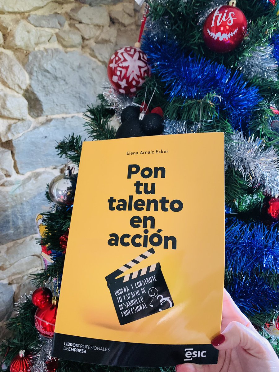 Iris_Chico's tweet photo. Regalos Navideños #Talento #LecturaRecomendada #Brillandoennavidad ✨@elenaarnaiz https://t.co/k7Q8z9EQcS