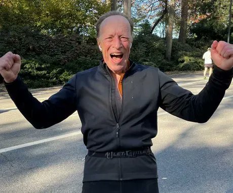 USATFoundation's tweet photo. Will you accept @ElieHirschfeld's challenge of supporting the USA Triathlon Foundation? Learn how a virtual marathon inspired the long-time triathlete to give back to the sport he loves: https://t.co/FkHIERuAae
#encourageinspireignite #triathlon #usatfoundation https://t.co/Qtfca2EQK1
