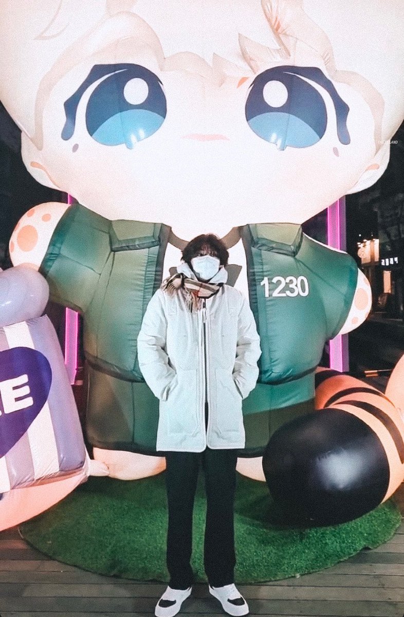 taeteland's tweet photo. TAEHYUNG ♡ IM SO HAPPY https://t.co/jzHTKyKzp3