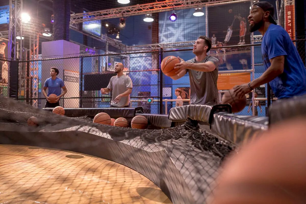 TheCBE's tweet photo. Winter break is still on! We're open every day through Friday, closed New Years Day. You bring the family, we'll bring the FUN!
#kcbasketball #thecbe #stepinsidethegame #hoops #basketball π #halloffame #kansascity #kcmo #kclife #visitkc #downtownkc #howwedokc #kcstreetcar https://t.co/5H6MojPQcA