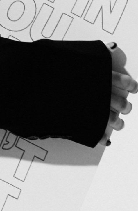 JAKE NAIL POLOSH DNXNSKSNAKSNMWNZ