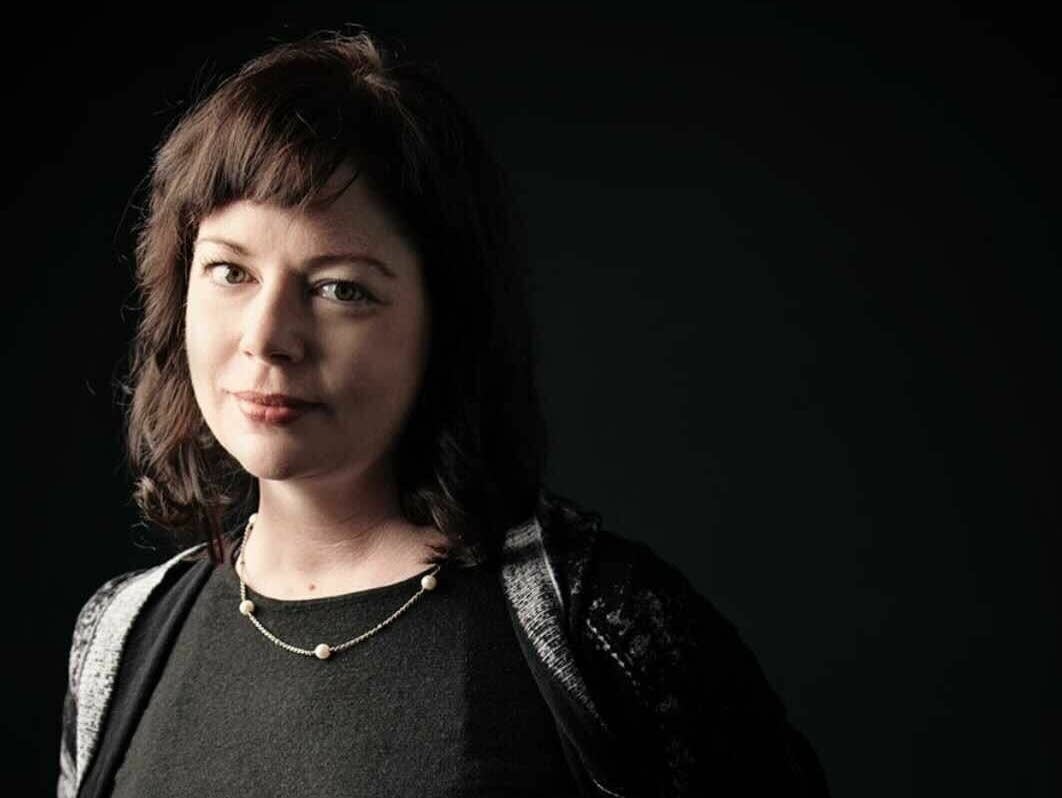 LocalCurrent's tweet photo. You've heard Janey Winterbauer (@winnerbowzer) many times on @TheCurrent - even if you don't know her name.

@JayGabler profiles one of Minnesota's best-loved vocalists, who sings with @TheSuburbsBand and many more: https://t.co/qehk9C6o2f

📸: @plesserchick https://t.co/h3tihZJPmr
