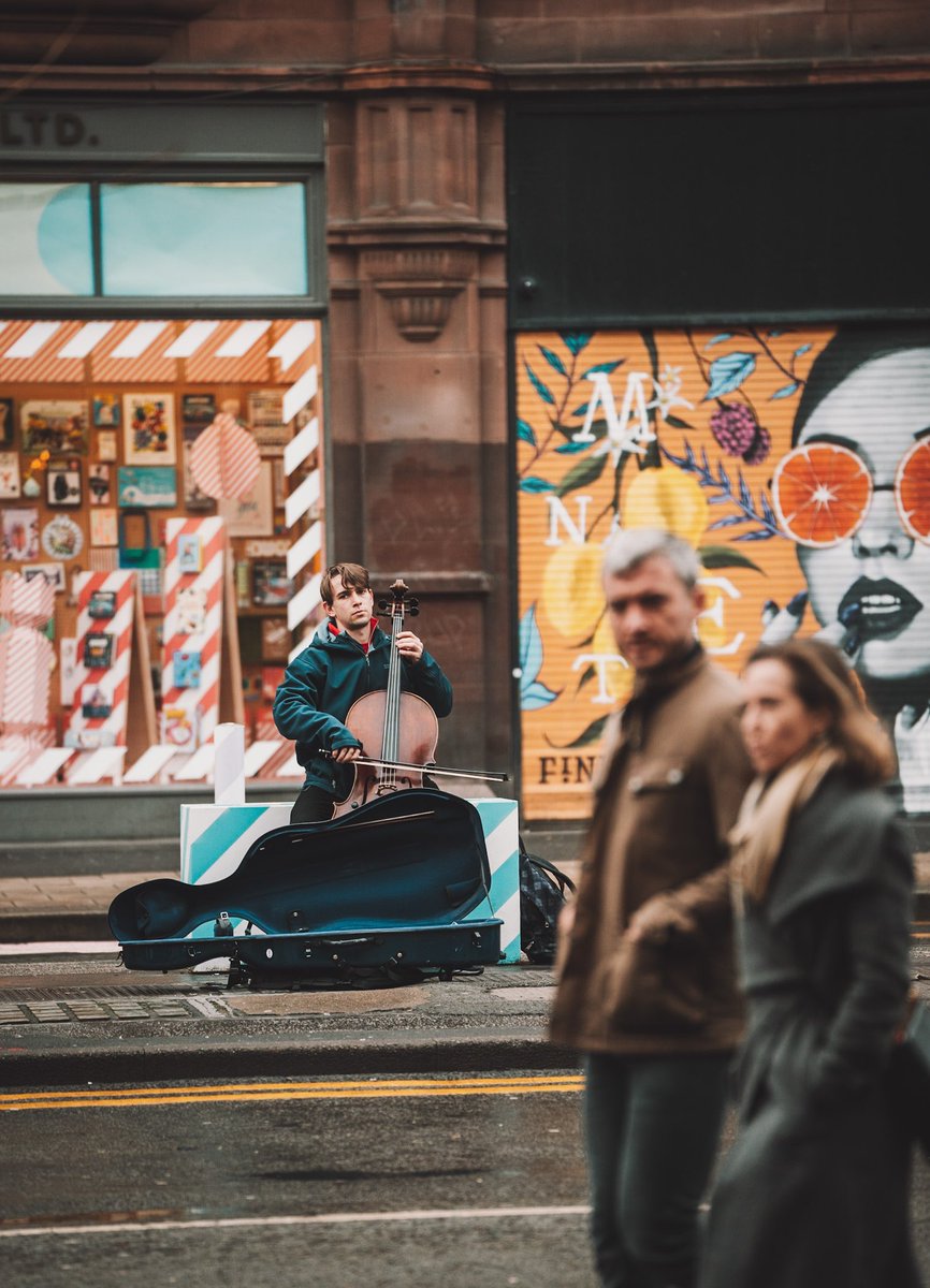 ILoveMCR's tweet photo. We love this snap that @manc_wanderer captured in Stevenson Square a couple of days ago 🎻 https://t.co/MajvMOU6MD