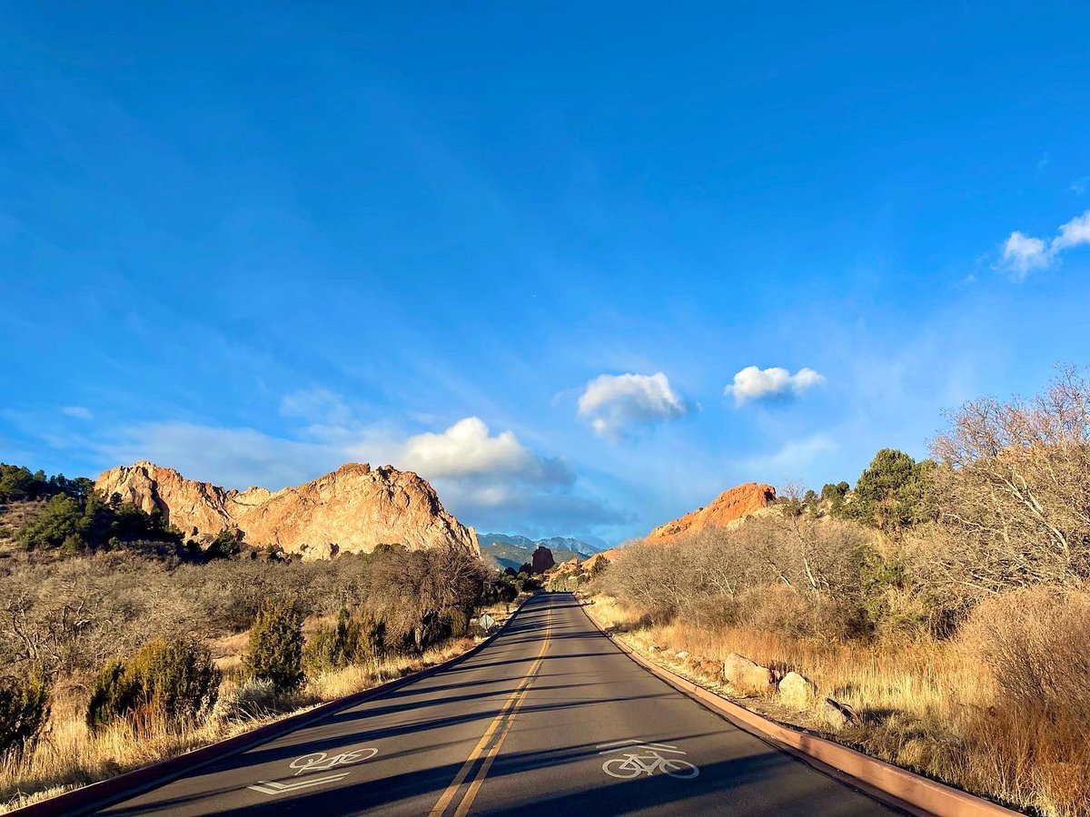 CoganinDC's tweet image. Trail break on the long drive home #coloradotrails #gardenofthegods