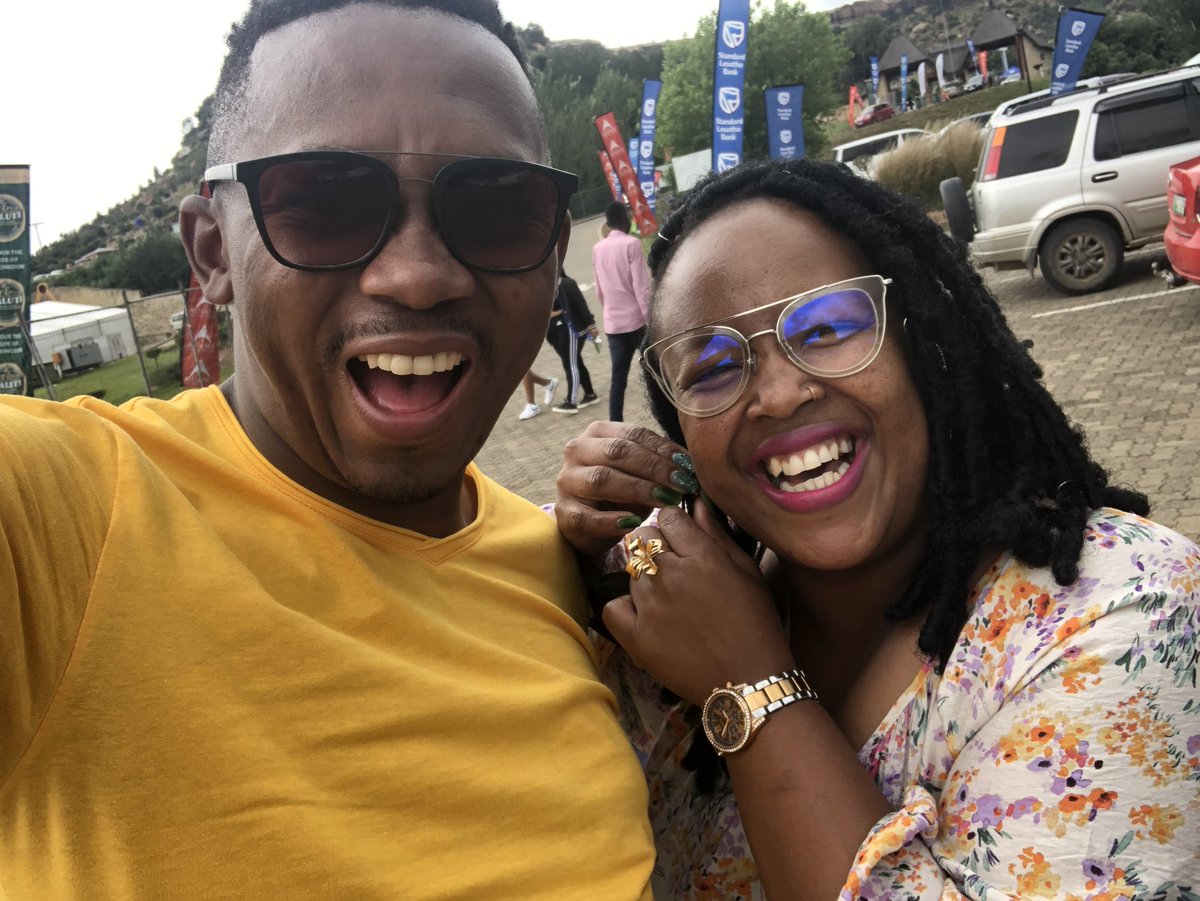 ralesia_nkhahle's tweet photo. @letofe_ls 2021 was epic 😷! 🌧 ☔️ https://t.co/CVgEnQwm11