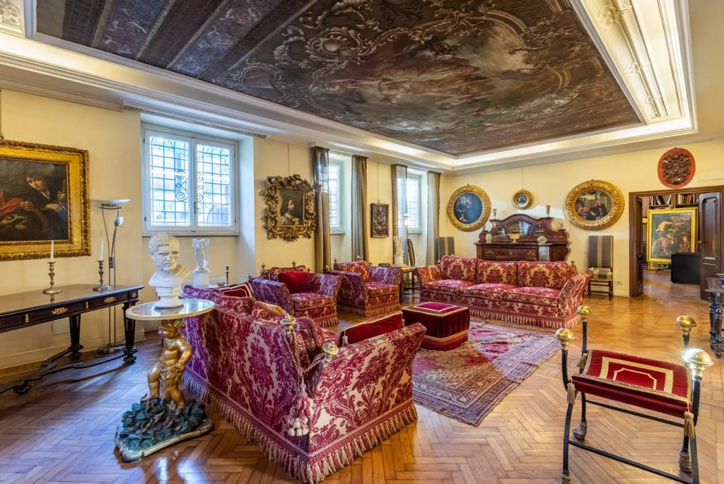 isothebysrealty's tweet photo. Stunning one of a kind villa, in front of Villa Borghese in Rome 

#ItalySir #Sothebysrealty #JustListed ⁠
#SIRInstants #OnlySothebysRealty #nothingcompares #Rome https://t.co/Yyy9DIZk1h
