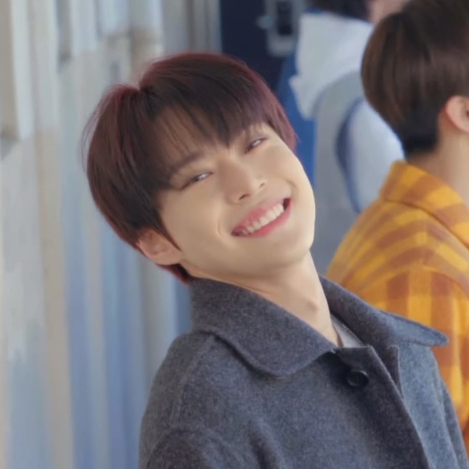 저화질의 도영 tweet media