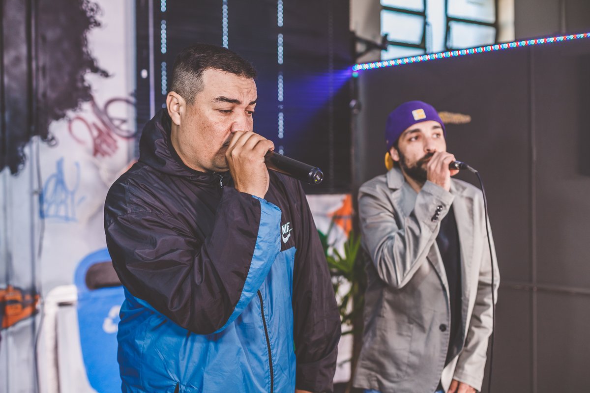 Jean_Alvo's tweet photo. Show do @VZaBanca de Osório na live da Escola de Hip Hop.

#escoladehiphop #vzabanca #osorio #rapgaucho #hiphop #riograndedosul https://t.co/3zGxo5b4bv