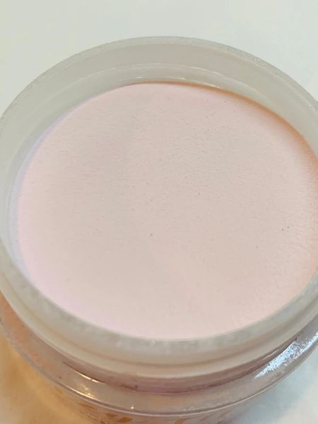 Blushing Bride - Acrylic Powder - Core - 2oz Jars

£10.50 now £7.35 30% off. Use code SALE30

glitzytips.co.uk/shop/ols/produ…