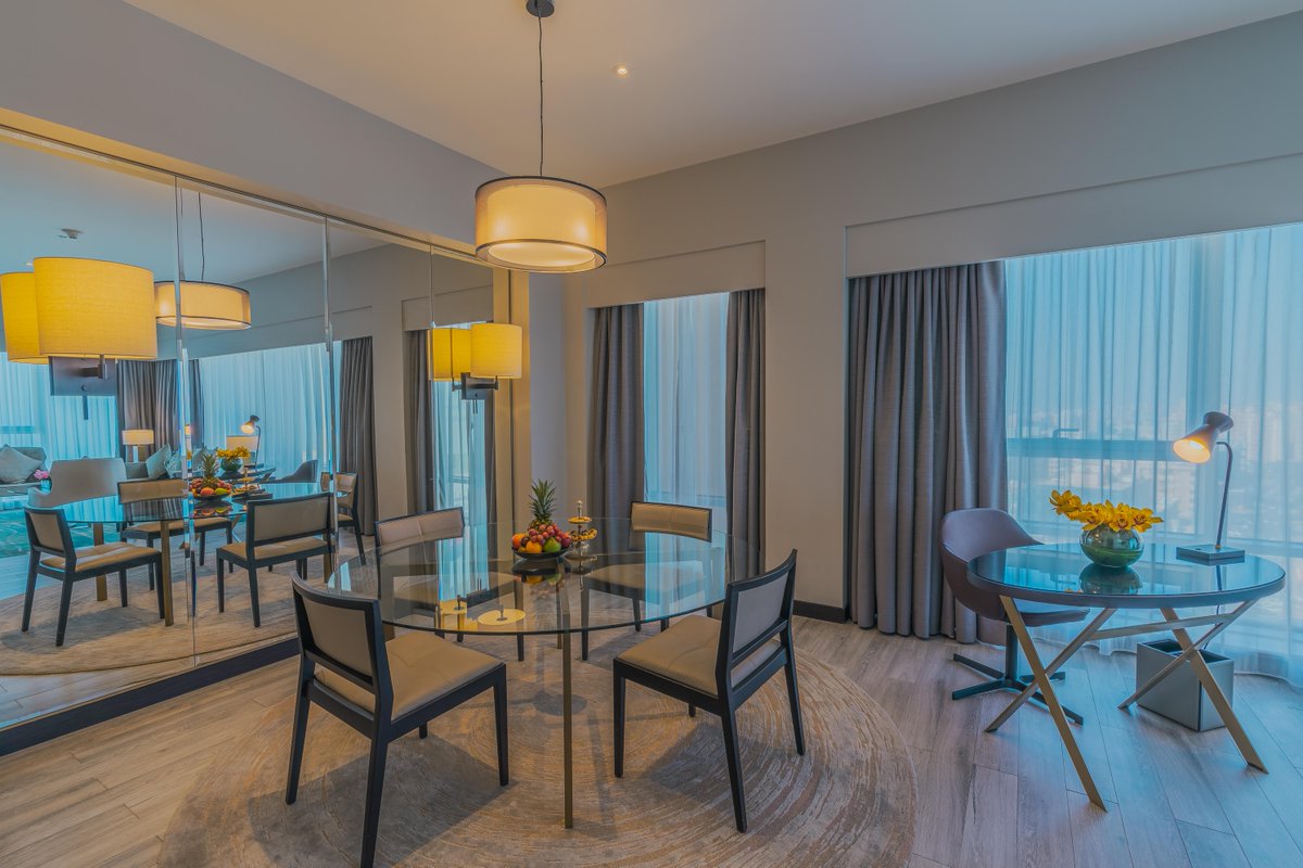 HyattRegencyKWT's tweet photo. ديكورات عصرية لراحة العائلة في أجنحة حياة ريجنسي الكوت مول
للحجز و الاستفسار 23931234 https://t.co/05i21r5TFD