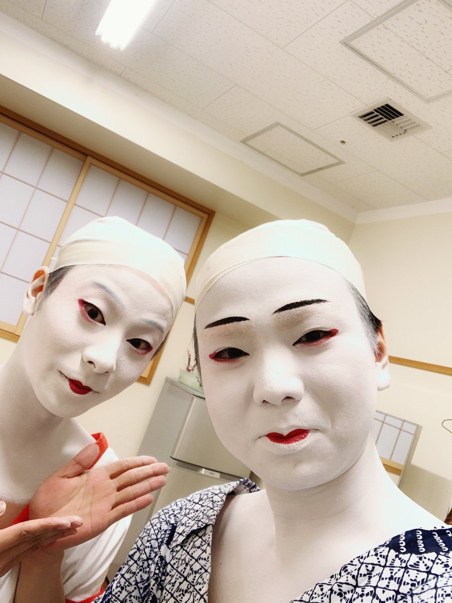 中村鶴松さんとご一緒に撮りました。

いつも親しくしてくださる鶴松さんが、最近は歌舞伎座でご活躍しているのは自分のことのように嬉しいです✨

鶴松さん、益々頑張ってください！

#中村屋