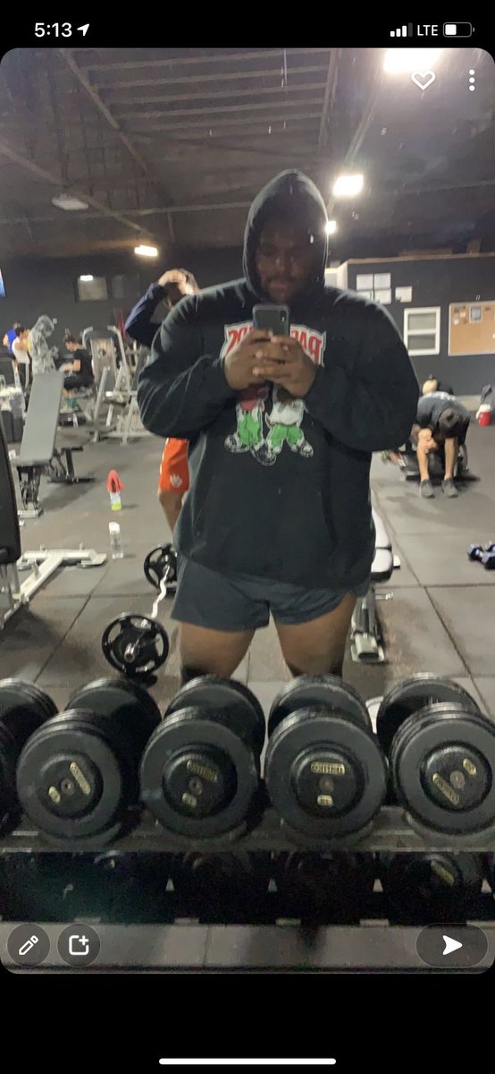 zyione2's tweet photo. Grind don’t stop https://t.co/iuuWAVbLRA