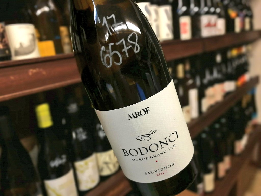 Espoa_Shinkawa's tweet photo. 【新着】スロヴェニアから #マロフ が当店初入荷しました🇸🇮😃✨
ボドンツィ 2015
🍇ソーヴィニヨン
📝キュヴェ名は、畑の名前
https://t.co/qg7nmcIk11
#スロヴェニアワイン
#スロヴェニアナチュール
#ナチュラルワインショップ
#ワイン専門店
#MAROF
#エスポアしんかわ https://t.co/0lUtGR6f9T