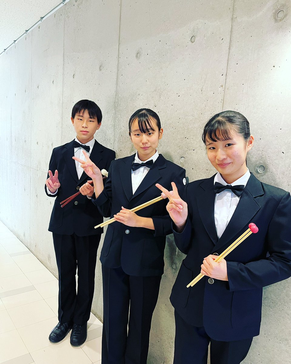 Ykojowind's tweet photo. アンサンブルコンテスト山口県大会でした。打楽器3重奏で出場し、金賞受賞する事が出来ました。応援ありがとうございました。また、関係者の皆さんのご配慮がありとてもスムーズな運営でした。 https://t.co/QlmEVN2tO5