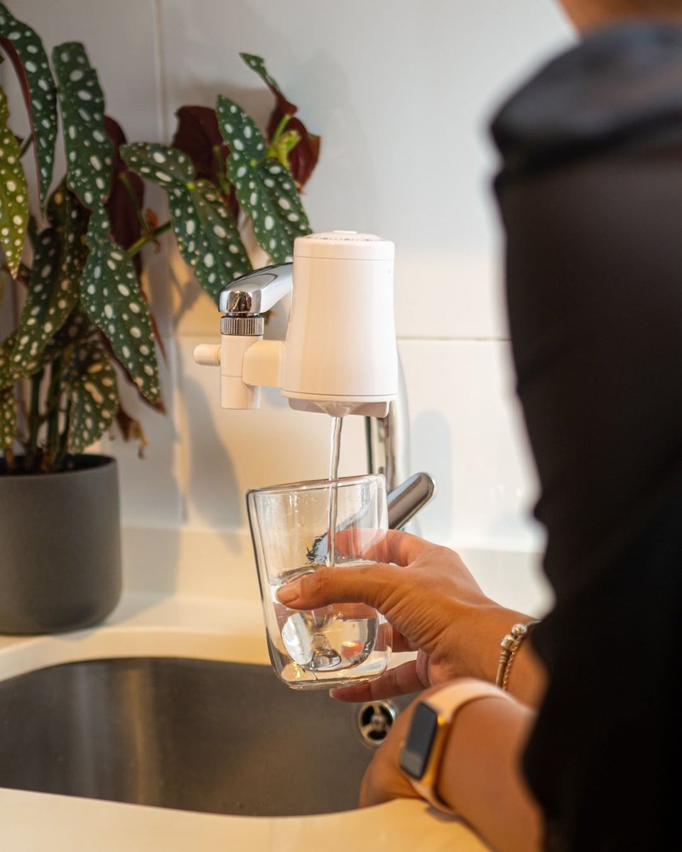 tappwaterTR's tweet photo. Üretimde aşırı su tüketiminin dünyadaki su kıtlığını etkilediğini biliyor muydunuz?
⁣
👉🏽 Plastik ve damacana şişeleri, yani 1 kg plastiği üretmek için ortalama 2.000 litre suya ihtiyacınız var. Bu çok fazla! https://t.co/s2OLcc20I2