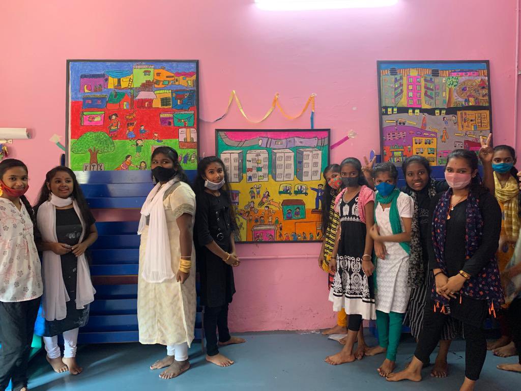 SaamuhikaShakti's tweet photo. As part of the program, our partner @Hasiru_Dala conducts creative art therapy program for children.
Recently the kids put together a showcase of all the art they have done. Amazing it is! https://t.co/webbTh9tcf