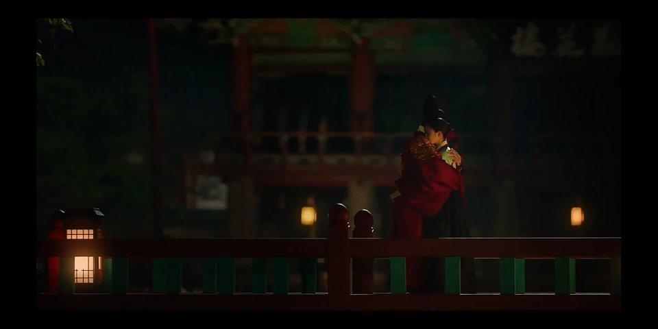 ftoom__95's tweet photo. التمسِك بِه 🤍
#theredsleeve https://t.co/zd3Ms5TK1i