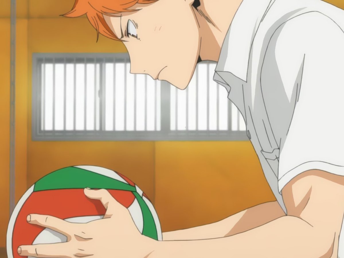 ตัวฉันไม่ได้เก่ง นั่นคือสิ่งที่รู้อยู่แก่ใจดี

   ถ้าไม่มีทีมที่ยอดเยี่ยมหรือการเซ็ตลูกของคาเงยามะ ก็คงไม่ได้ยืนอยู่ที่ตรงนี้ เพราะแบบนั้นฉันเลยต้องพยายามตามคนอื่นให้ทัน

จะทำให้ได้ จะยืนหยัดด้วยตัวเอง การบล็อก การตบ หรือแม้แต่การรับ ฉันจะพยายามอย่างหนักเพื่อให้ออกมาดีที่สุด