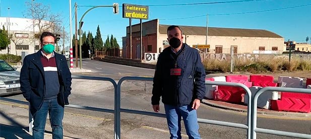 GrupoPopularCS's tweet photo. El PP reclama una solución para los vecinos de San Agustín y San Marcos tras la supresión de la Línea 1 | https://t.co/3sWf6JD4A5 https://t.co/fPC6CJR0ts https://t.co/qFZYyb1cR6