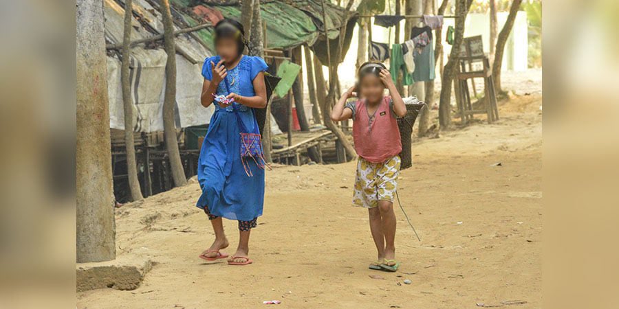 GarGuu_'s tweet photo. Although the clashes have stopped between AA &amp; Myanmar military for a certain period of time, Khame refugees at Gan Der Yee monastery, Bu Thee Taung, are in need of generous support for winter clothing and provisions. #Dec27Coup #WhatsHappeningInMyanmar https://t.co/Z2zOBqW7YJ
