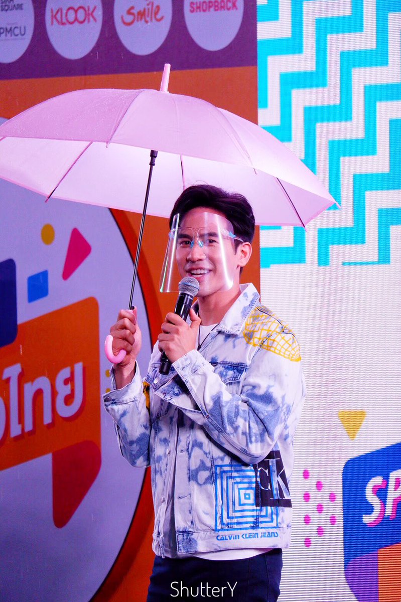 ByShutter's tweet photo. ขอให้พี่มีรอยยิ้มแบบนี้ในทุกๆวัน 
ขอให้เราได้เจอกันในปี 2022

Happy Birthday นะพี่โป๊ป จะอยู่ตรงนี้เสมอ ไม่บ่อยแต่ไม่หาย ยังคงติดจามผลงานเสมอนะ ❤️ 

#HBDPOPEZAAP2021 #popezaap #โป๊ปธนวรรธน์ https://t.co/eTOVIHwNkk