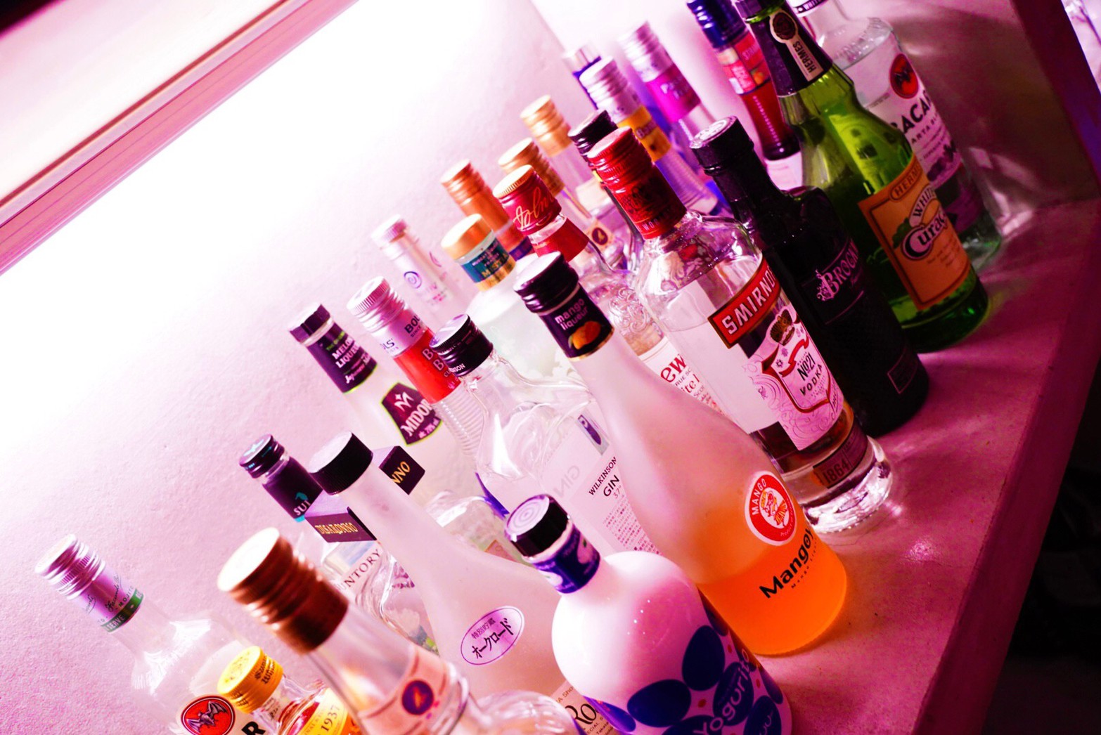 Route ルート 熊本 シーシャバー Routeでは様々なお酒を取り扱っております 1人でもよし デートでもよし 友だちとの飲み会でもよし フォトジェニックな空間で最高の時間をお過ごしくださいませ Shisha Sheesha Hookha Nargile シーシャ