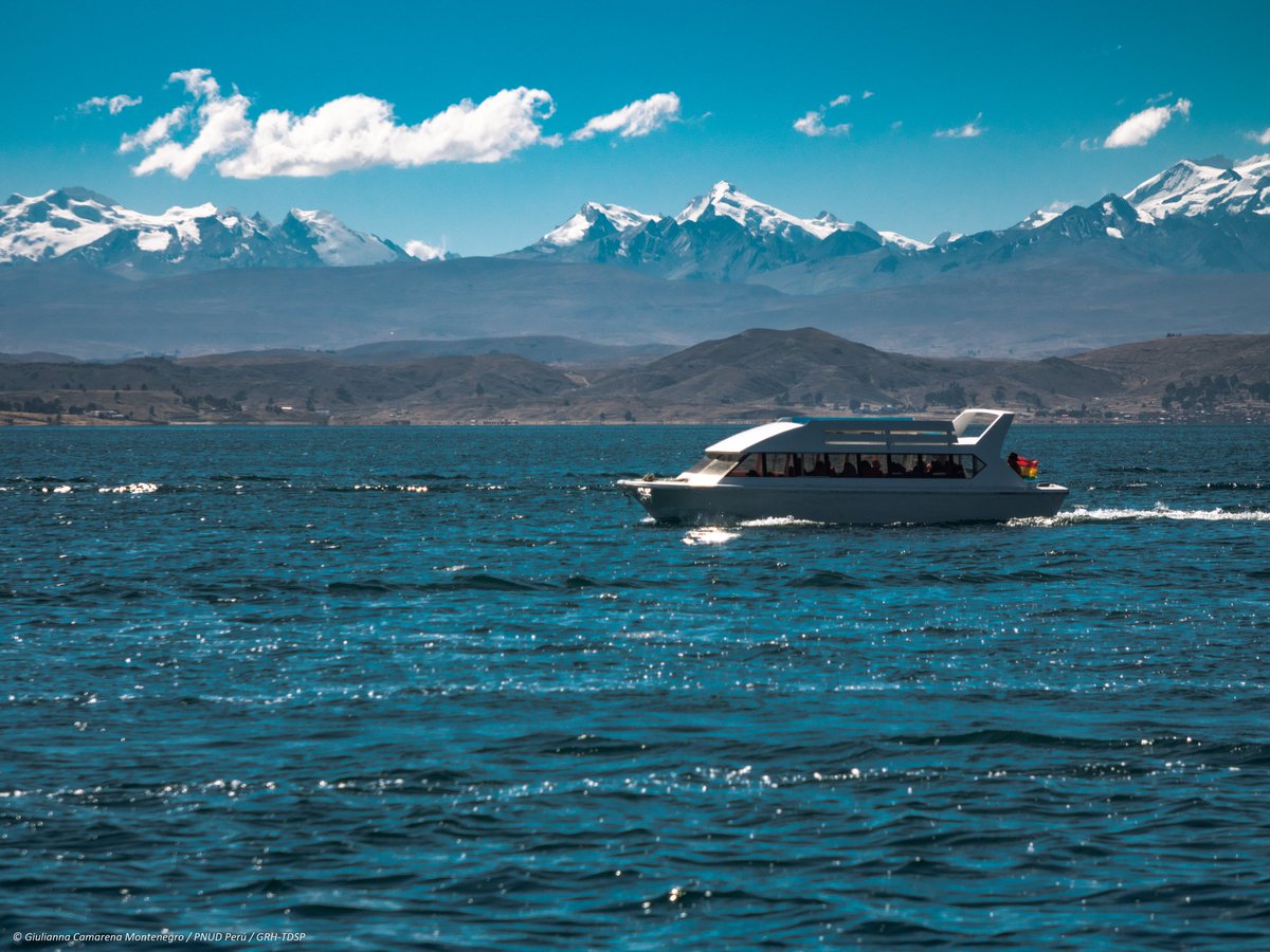 El Lago Titicaca celebra desde el año 2022 su Día Binacional. 
 girh-tdps.com/projects/peru-…