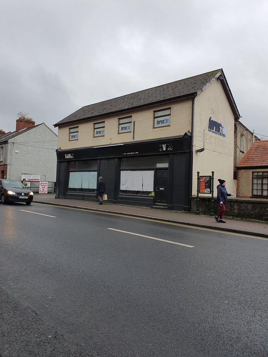 billclear45's tweet photo. Dublin Road 3 vacant buildings,This is part of my Derelict/Vacant, project for the town.
1. Find out who owners are.
2. Why are they empty.
3. Provide them with info on grants available to them to bring back into use. 
4. Derelict site tax
5. Vacant homes. 
6. Rates https://t.co/z71rwv69xb