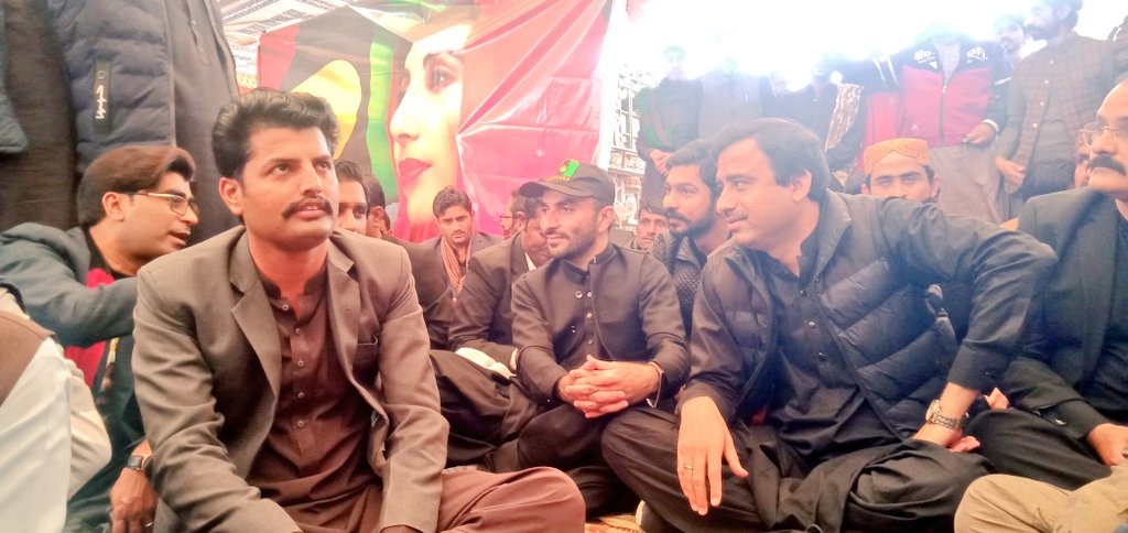 kundan_malhi's tweet photo. Along with PYO President Sindh @JavedNLaghari, @ShafqatMirane &amp; others on the occasion of 14th Death Anniversary ofShaheed Mohtarma Benizer Bhutto at Central Camp PYO GKB Bhutto.

@BBhuttoZardari @FaryalTalpurPk https://t.co/rP0zBnXB6X