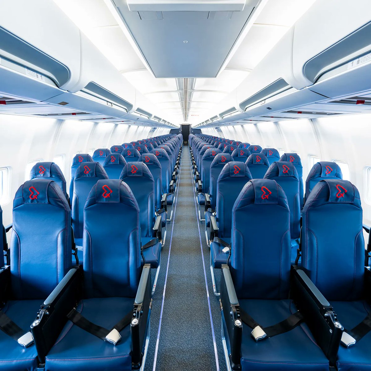 OwgVoyages's tweet photo. What seat would you choose?! Front or Rear, Aisle or Window?!
Quel siège choisiriez-vous?! En avant ou en arrière, coté rangée ou côté fenêtre?! 
#highlove #allinclusivepackage #owg #highlove #higherlove #itsallaboutlove #qualityservices #travel #boeing #canada #montreal https://t.co/GCYQvbPFT2