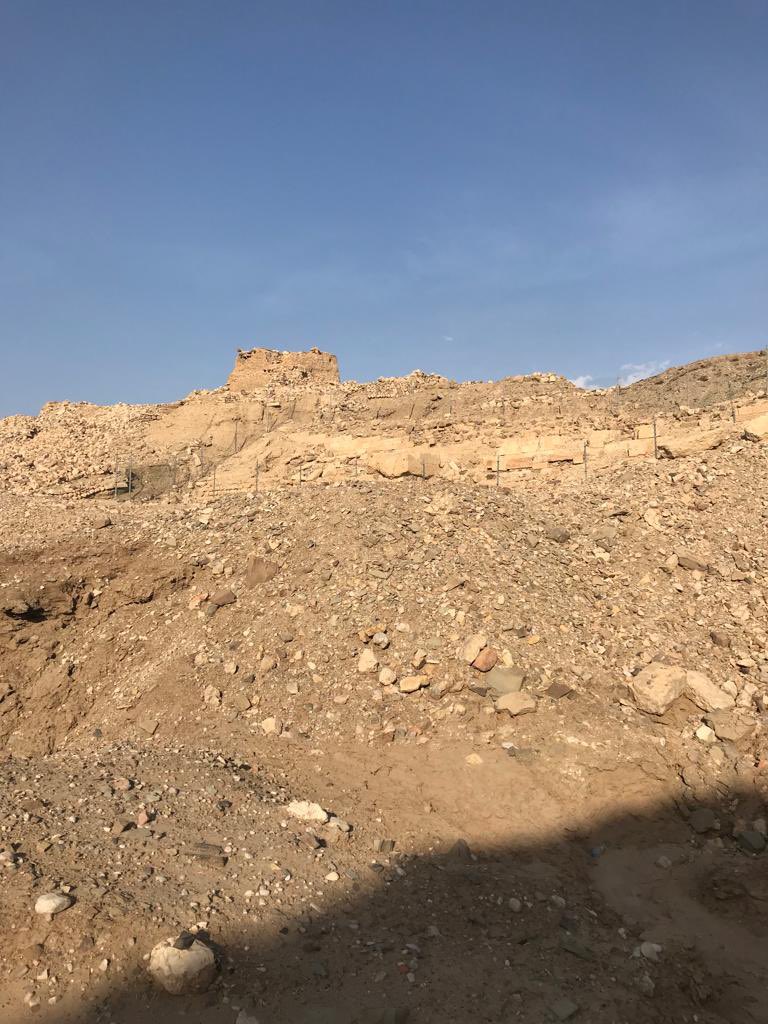 AlyAlamri's tweet photo. بعض من صور الجانبية لقرية شبوه الاثرية التاريخية (القديمة ) التي تم تسمية المحافظة الرابعة نسبةً لهذه المنطقة ، https://t.co/COQZVdqnqG
