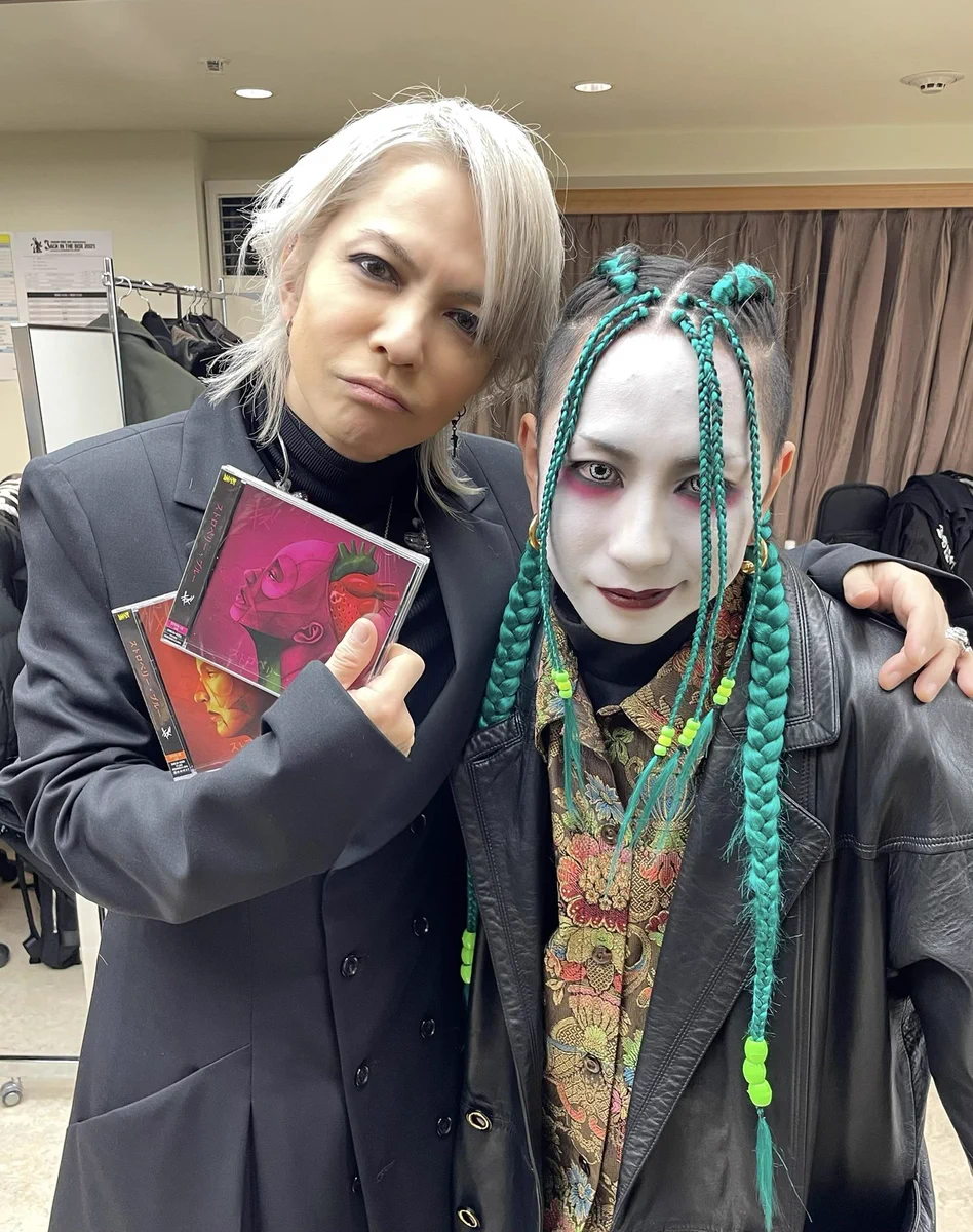 MASKED キズ 来夢 FHnd8h8aAAIatTM?format=webp&