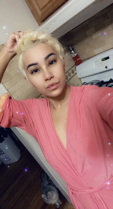 Watch The 1 & Only Enchantress Sahrye Booking FetCon 25's leaked NSFW photo on TwXstars