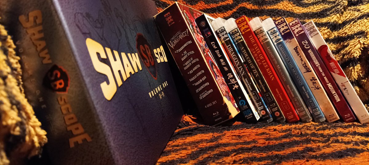 Word_Is_My_Bond's tweet photo. #MondayBlus (and yeah i know..1 DVD)

Can you Guess how i'm gonna Start the New Year? 🤔😆

@ArrowFilmsVideo
@Eurekavideo 
@88_Films 
@FracVis 
@ShamelessFilms 

#ItsJiujitsuTime
#MamboItaliano
#WesternSpaghetti
#BluRay
#DVD
#EducatingMyself
#FilmTwitter
#FirstWatch https://t.co/C2iQ0Zu3I4
