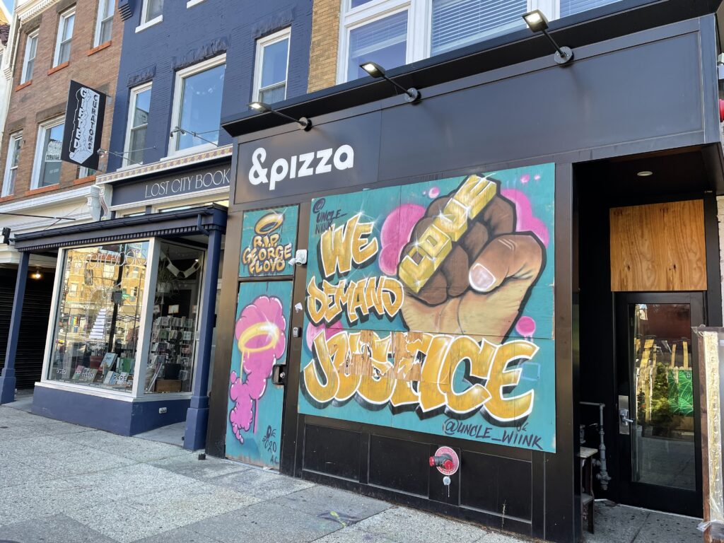 PoPville tweet media